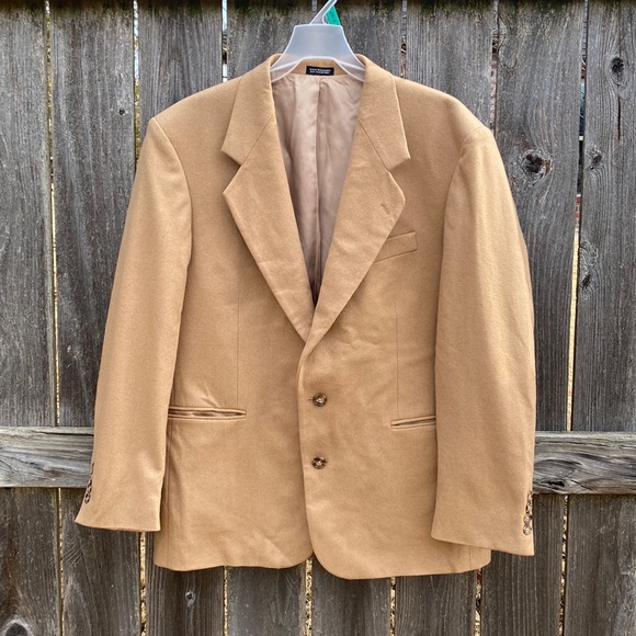 Oscar de la Renta Men’s Camel Hair Sports Coat - Picture 1 of 10